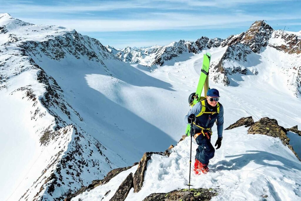 Aufstieg am Pitztaler Gletscher Freetouring