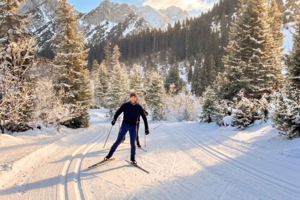 Cross-country skiing with a private instructor in Lech am Arlberg